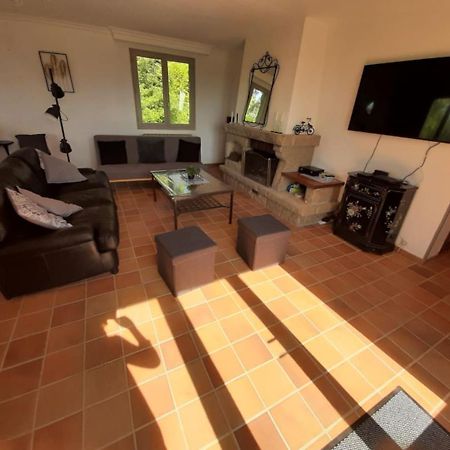 Maison Confort Et Repos 克雷西拉沙佩勒 外观 照片
